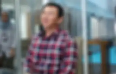 Tersangka, Apakah Keikutsertaan Ahok di Pilkada DKI Bisa Gugur