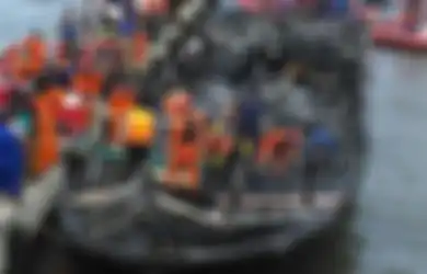 Kapal Terbakar di Masalembo: Langkah Vital Selamatkan Diri dari Musibah Kapal Laut