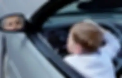 Sudah Kendarai Mobil Meski di Bawah Umur, Anak Laki-laki Ini Juga ‘Ngaku’ Keluarga Aparat saat Ditegur