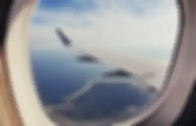 Mengapa Jendela Pesawat Berbentuk Oval? Alasannya Bikin Merinding
