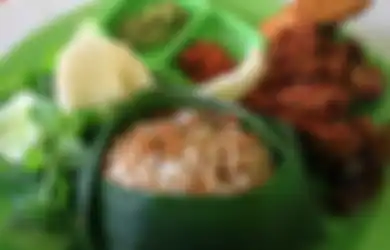 Liburan di Bandung, Jangan Lewatkan Nasi Tutug Oncom yang Bisa Disantap Tanpa Lauk