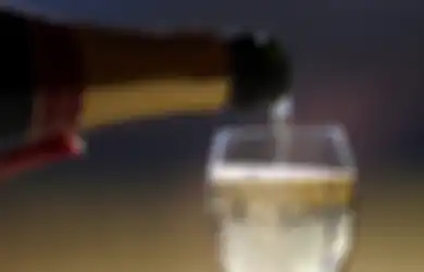 Waspadalah, Segelas Wine per Hari Cukup untuk Meningkatkan Risiko Kanker Payudara