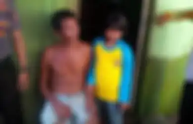 Selfi, Bocah 10 Tahun yang Terpaksa Putus Sekolah karena Harus Urus Kakeknya yang Lumpuh Seorang Diri