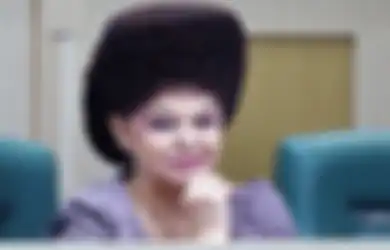 Unik, Gaya Rambut 'Nyentrik' Politisi Rusia ini Jadi 'Viral' di Media Sosial! 