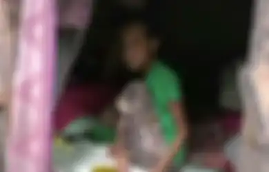Hidup Dalam Gubuk Berukuran 1x1,5 Meter, Nenek Adawiyah Berjuang Menyambung Hidup Seorang Diri