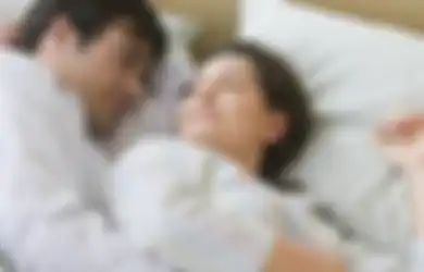 Dua Cara Romantis Bangkitkan Kembali Gairah Seksual yang Hilang