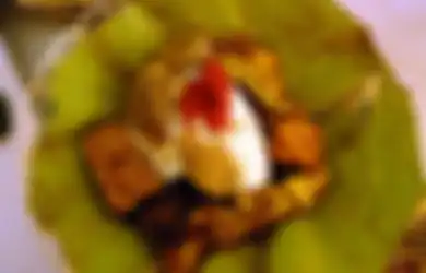 Menyantap Makanan Kuli Di Cirebon