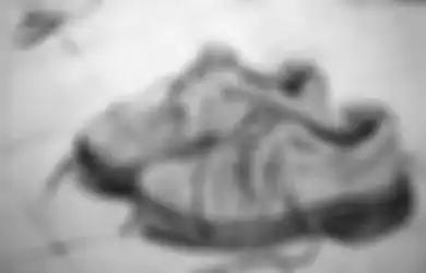 Filosofi Sepasang Sepatu dalam Rumah Tangga