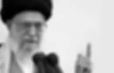 Nyaris Setahun Kematian Jenderal Qassem Soleimani, Pimpinan Iran Pasang Foto Donald Trump Sembari Berjanji: Yang Memerintahkan Pembunuhan Harus Dihukum!
