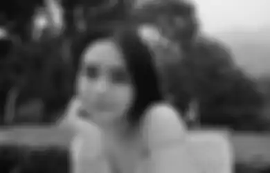 Bawa Duit Segepok untuk Dibagi-bagi di Lokasi Syuting Ikatan Cinta, Amanda Manopo Ternyata Punya Banyak Pabrik Uang yang Bikin Hidupnya Kaya Raya, Ini Deretannya