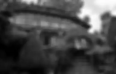 Tak Hanya Pelihara Hewan Buas, Rumah Mewah Gembong Narkoba Isinya Mengejutkan!