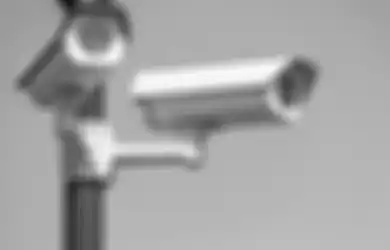 Niat Cari Hantu di Rumah Pakai CCTV, Pria Ini Malah Berhasil Rekam Pemandangan Mengerikan yang Buat Kehidupannya Berubah Drastis, Istrinya Sampai Gemetar dan Menangis