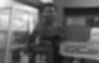Usaha Warung Buburnya Gulung Tikar, Kini Nasib Norman Kamaru Malah Jadi Seperti Ini
