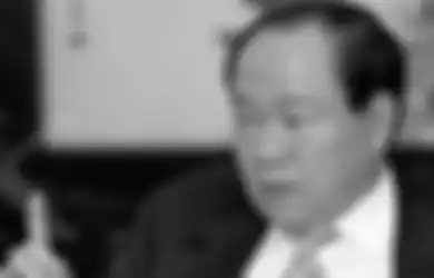 Eka Tjipta Widjaja, Penjual Permen Keliling yang Kini Menjelma Jadi Orang Terkaya di Indonesia