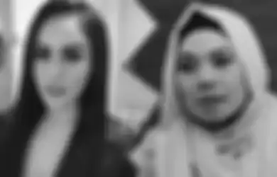 Begini Perbandingan Hunian Sarita Abdul Mukti dan Jennifer Dunn, Enggak Kalah Mewah Ada Kolam Renang Mewahnya!