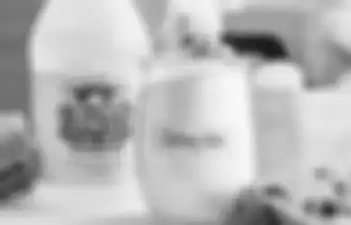 Hempaskan Bau Kencing Kucing dengan Campuran Cuka Putih dan Air, Hasilnya Enggak Main-main!