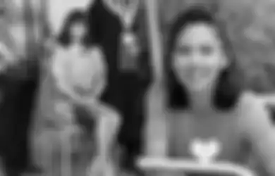 Tampilan Memesona, Meriam Belina Dibilang Mirip Barbie pada Usia 50an, Begini Isi Rumahnya yang Bikin Pangling