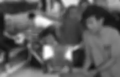 Kini Mendekam di Penjara, Ibunda Adi Saputra Sampai Pingsan Saat Melihat Anaknya Mengamuk, Ibu: Mungkin Tekanan Batin