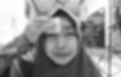 Sabet Gelar Sarjana Usai 7 Tahun Kuliah, Benarkah Ria Ricis Akan Segera Akhiri Masa Lajang?