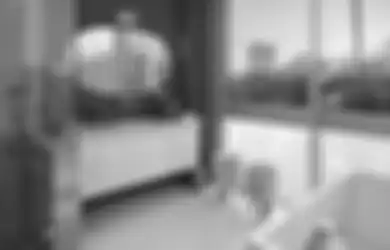 Ingin Kamar Mandi Ada di Kamar Tidur? Ini Cara Menata agar Nyaman