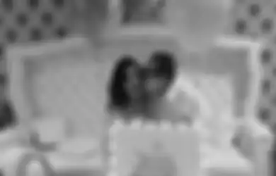 Andi Soraya Rayakan 3 Tahun Pernikahannya, Ruang Tamu Berhias Wallpaper dan Sofa Mahal Ikut Terekspos