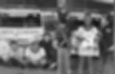 Cuma Menjalankan Perintah, Sopir Ambulans Pengangkut Batu Terancam Hukuman 5 Tahun Penjara