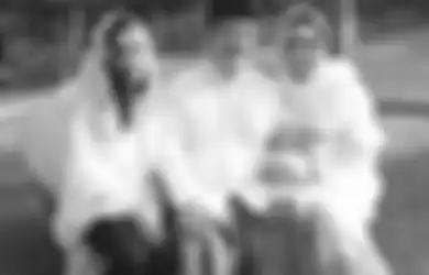 Rela Meliuk-liuk di Depan Kamera, Terungkap Sisi Lain Bambang Trihatmodjo Saat Bersama Keluarga Mayangsari