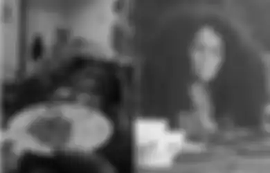 Bikin Merinding, Keluarga Ini Didatangi Sosok Kutilanak Saat Sedang Silaturahmi Lebaran, Ikut Duduk Terdiam di Tengah Ruangan Tanpa Disadari