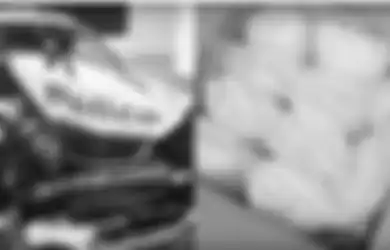 Nasib Apes Kurir Narkoba, Auto Masuk Bui Usai Mobil Van yang Dikemudikan Angkut Barang Haram Senilai Rp 1,9 Triliun Tabrak Mobil Polisi