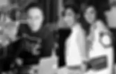 Foto Lawas Saat Masih Akur Kembali Bikin Geger, Denny Darko Sebut Duo Ratu Bisa Kembali Guncangkan Belantika Musik Tanah Air Bila Maia Estianty Lakukan Satu Hal pada Mulan Jameela, Apa Itu?