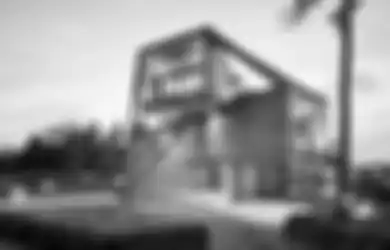 Rumah Tingkat Berisiko Lebih Tinggi terhadap Bencana, Antisipasi dengan Ini!