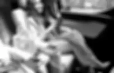 Pajang Foto Lelaki Lain hingga Dicetak Paling Besar, Rumah Penyanyi Dangdut ini Jadi Sorotan karena Miliki Tampilan Bak Istana