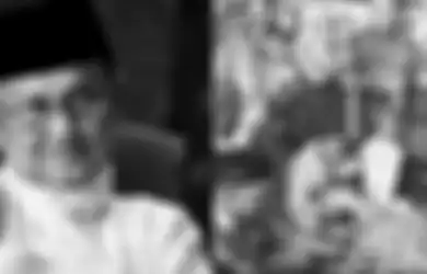 Belum Ada Sehari, Nisan Makam BJ Habibie Berubah Miring Usai Pemakaman, Korban Keganasan Warga yang Bukannya Khusyuk Mendoakan Tapi Malah Sibuk Berebut Selfi