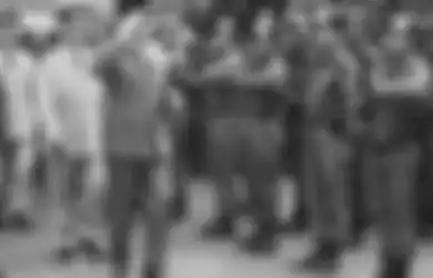 Dulu Jadi Kesayangan untuk Lindungi Soekarno, Pasukan Cakrabirawa Terpaksa Kena Malapetaka Akibat Jabatannya, Diburu TNI AD di Negeri Sendiri, Akhirnya Pilih Lari Asingkan Diri