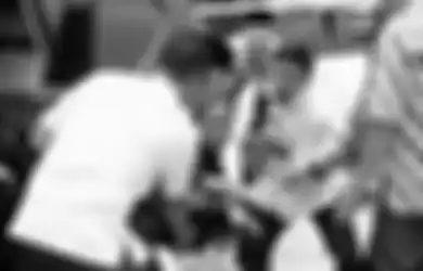 Tanggapi Insiden Penusukan Terhadap Wiranto, Paranormal Nyai Ratu Kidul Beri Peringatan Serius: Saya Baca Akan Ada Orang yang Lebih Nekat dari Pelaku Kemarin