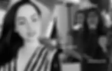 Ikutan Dihujat Gara-gara Cap Pelakor Sudah Menempel di Kakaknya, Adik Jennifer Dunn Nyatanya Punya Paras Berbeda yang Buat Netizen Penasaran, Intip Penampilan Terbarunya...