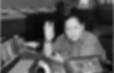 Anak Semata Wayang Lina dengan Teddy Diasuh Orang Lain Tanpa Ikatan Keluarga, Mbak You Terawang Nasib Bintang: Ada yang Tidak Wajar...