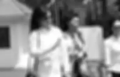 Tamu Tak Diudang, Ini Arti Kedatangan Tetty Paruntu ke Istana, Bukan Calon Menteri Jokowi Meski Terlanjur Datang Kemeja Putih