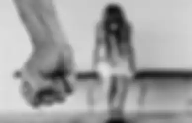 Tak Kunjung Segera Menikah Padahal Usianya Menginjak Kepala 3, Perawan Tua Ini Justru Bernasib Naas, Disiksa Ibunya Hingga Kondisinya Mengenaskan