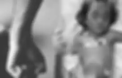 Sering Alami Mimpi Buruk hingga Mengigau Panggil-panggil Nama Budhenya, Bocah 4 Tahun di Surabaya Tak Mampu Tahan Luka Lebam di Sekujur Tubuhnya, Orang Tuanya Beralasan Hanya Keracunan Obat, Ternyata Ini yang Terjadi