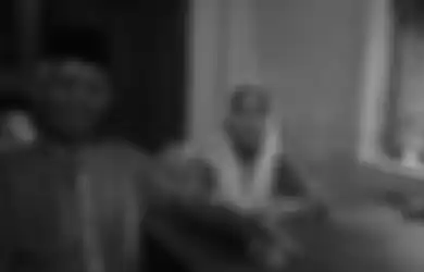 Videonya Tertidur di Pangkuan Hangat Sang Suami Bikin Baper Netizen, Ternyata Ini Rahasia Keromantisan Pasangan Kakek dan Nenek Penumpang Prameks yang Belakangan Ini Viral, Putrinya Beri Kesaksian
