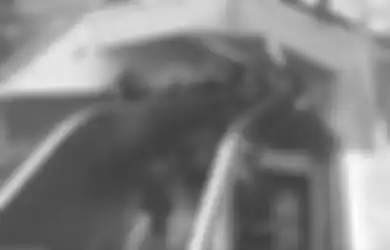 Viral Video Detik-detik Eskalator Runtuh hingga Seseorang Terjatuh ke Dalamnya, Terungkap Kronologi Peristiwa Nahas Itu