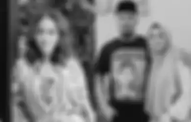 Ogah Kalah Satu Langkah dari Maia Estianty, Mulan Jameela Gercep Lakukan Donasi, Istri Ahmad Dhani Pamer Video Bagi-bagi Sembako Saat Pandemi Corona, Netizen: Semoga Tetap Istiqomah Jadi Wakil Rakyat!