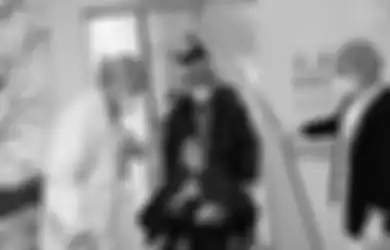 Dipulangkan dari Rumah Sakit dengan Sambutan Suka Cita, Nenek 87 Tahun Ini Berhasil Disembuhkan dari Serangan Virus Corona, Momennya Diabadikan dalam Video dan Jadi Viral 