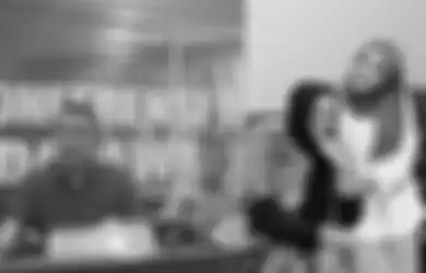Ayah Tirinya Tak Terbukti Bunuh Sang Mama, Putri Delina Senyum Sumringah, Benarkah Anak Lina Kena Pelet Teddy?