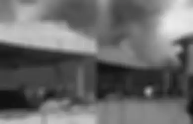 Turunkan Batalyon TNI untuk Atasi Kericuhan di Rutan Kabanjare, Detik-detik Kepulan Asap Membumbung Tinggi Terekam Kamera, Petugas Sempat Beri Tembakan Peringatan dari Luar