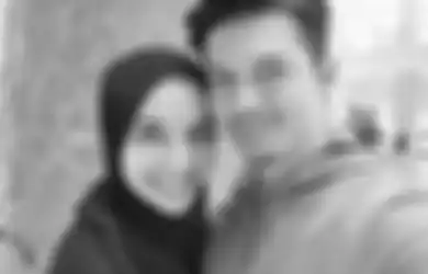 Penantian 9 Tahun Dapatkan Buah Hati Bakal Berakhir, Pasangan Irwansyah dan Zaskia Sungkar Sampaikan Gambar Gembira