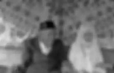 Usianya Sudah Lebih Dari Seabad, Veteran Pejuang Kemerdekaan Ini Mantap Nikahi Gadis Perawan, Nampak Mesra di Pelaminan Meski Umurnya Selisih 76 Tahun