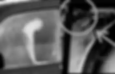 Viral Video Aksi Dokter Mesum di Mobil Kepergok Warga yang Curiga, Teman Kencannya Dicokok dalam Keadaan Telanjang Tanpa Busana, Coba Kabur Ketahuan Bukan Suami Istri!