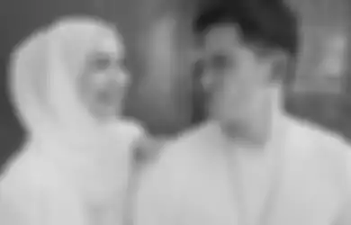 Citra Kirana Percepat Persalinan, Rezky Adhitya Pamer Wajah Putra Pertamanya, Ini Nama Bayi Gantengnya yang Mirip Banget Bapaknya